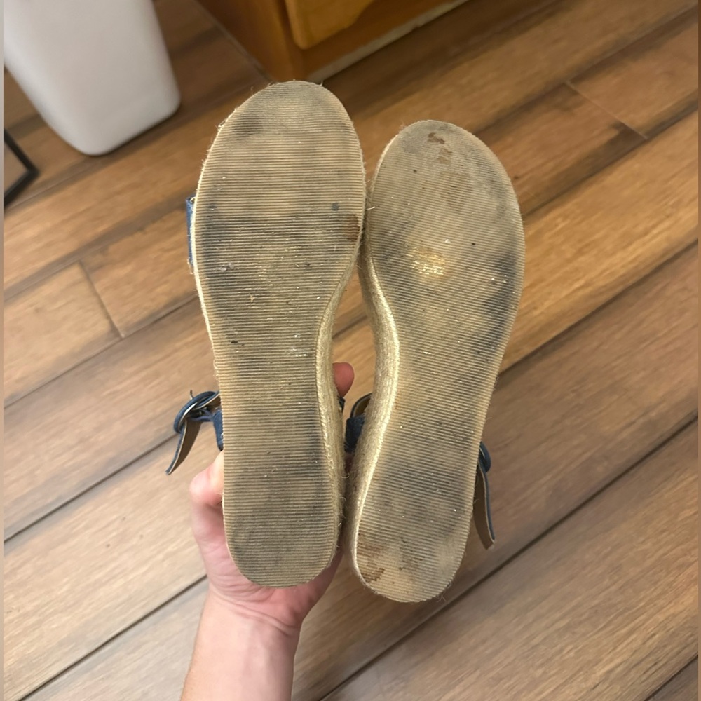 WORN ONCE Loft Denim Blue Women's Sandals Size 8 - Picture 4 of 4